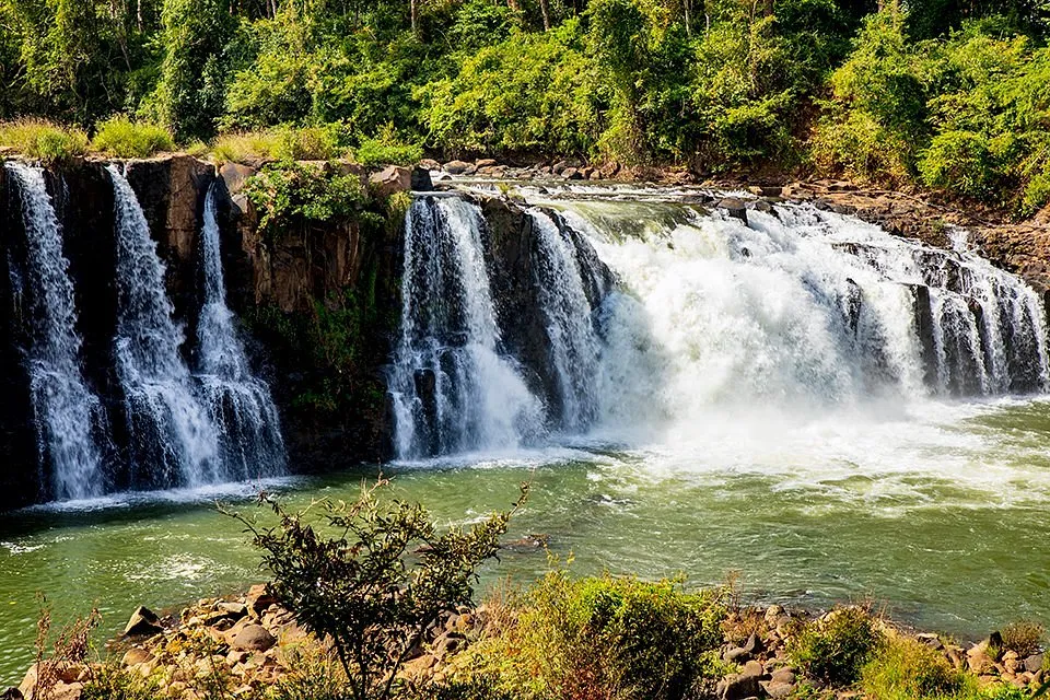 Tad Lo and Tad Hang waterfalls