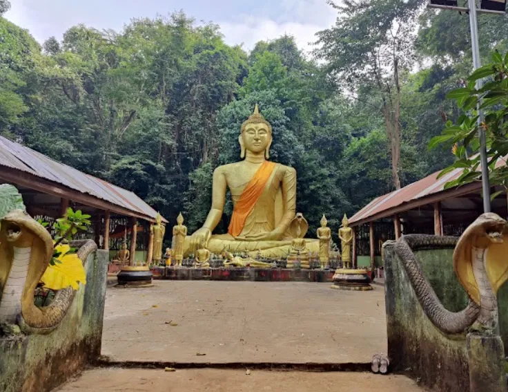 Vat Paa forest temple, Bolaven Plateau